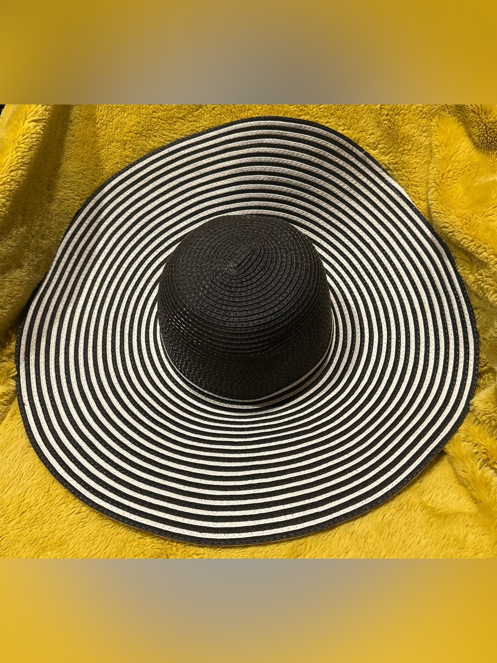 Ellen Tracy Womens black White Stripe Wide Brim Sun Hat Straw One Size Nautical